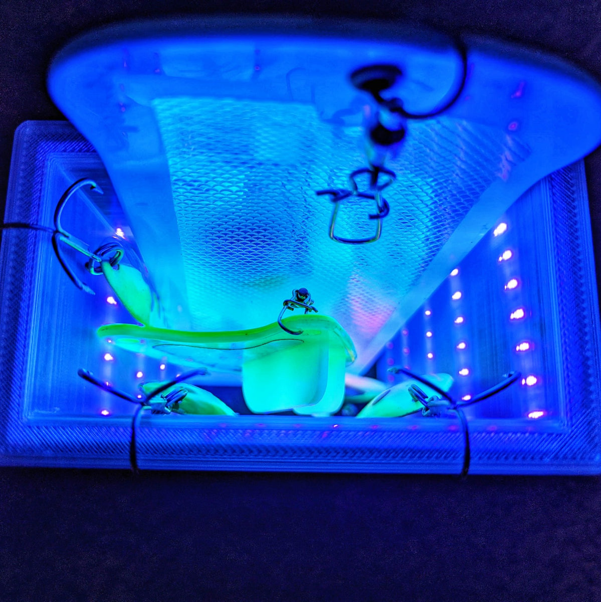 glow in dark tackle box Track Mounted Spoon Glow Tubes