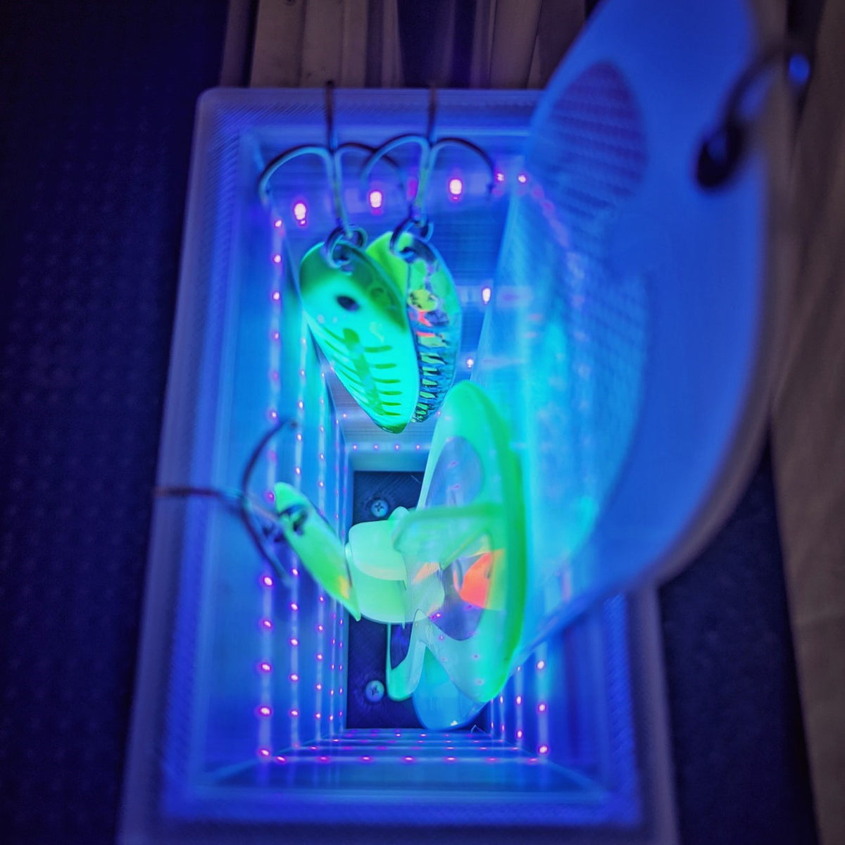 glow in dark tackle box Track Mounted Spoon Glow Tubes